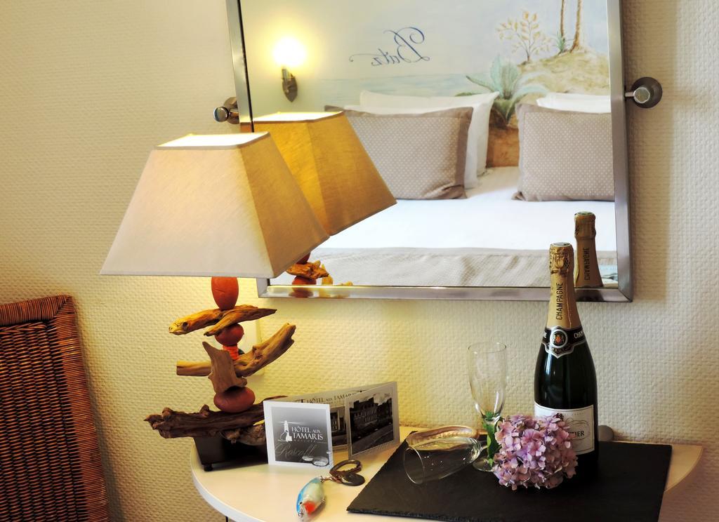 Hotel Aux Tamaris - Vue Mer Roscoff Εξωτερικό φωτογραφία