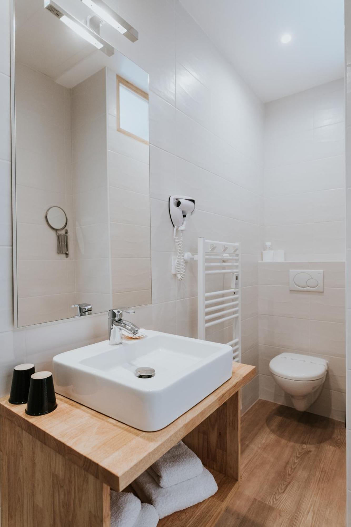 Hotel Aux Tamaris - Vue Mer Roscoff Δωμάτιο φωτογραφία