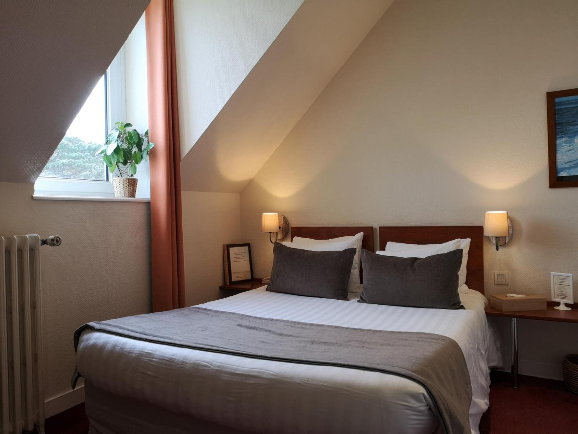 Hotel Aux Tamaris - Vue Mer Roscoff Δωμάτιο φωτογραφία