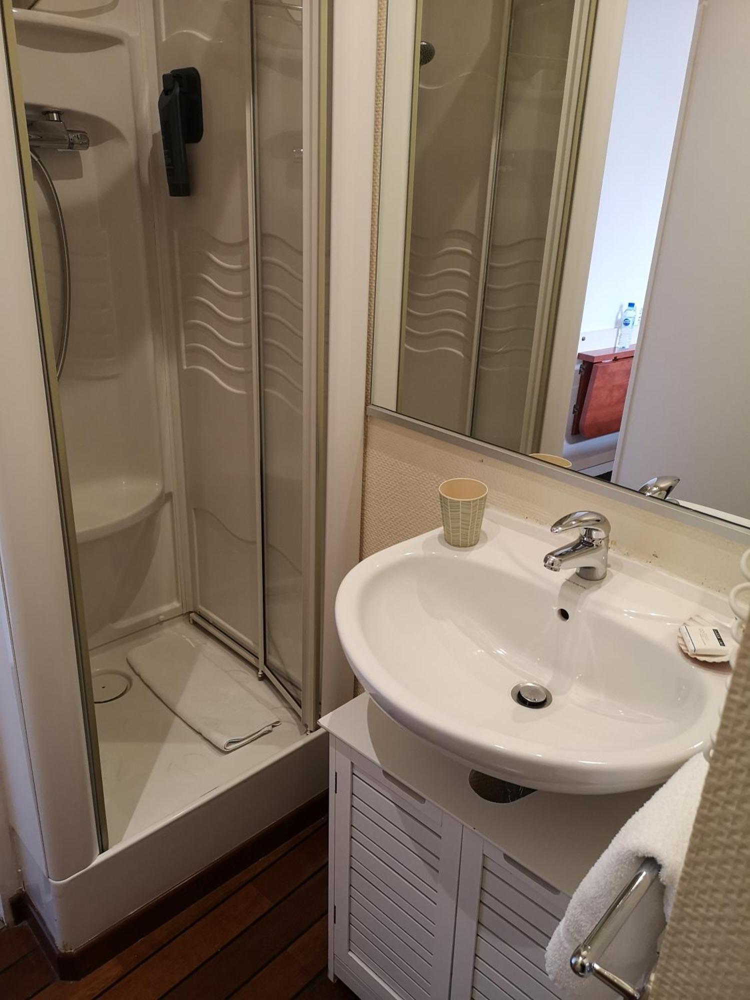 Hotel Aux Tamaris - Vue Mer Roscoff Δωμάτιο φωτογραφία